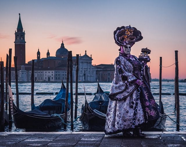 cosa fare a venezia a carnevale - https://pixabay.com/it/photos/carnevale-venezia-maschera-4976373/