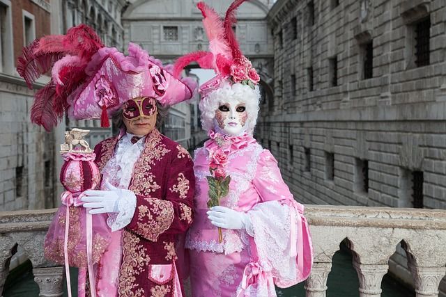 eventi e cose da fare carnevale veneziano - https://pixabay.com/it/photos/costume-venezia-carnevale-persone-3337141/