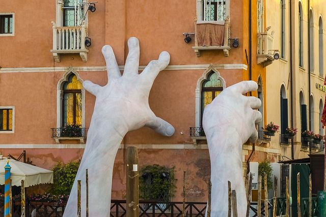 donne veneziane famose - https://pixabay.com/it/photos/venice-italia-viaggio-panorama-2695247/